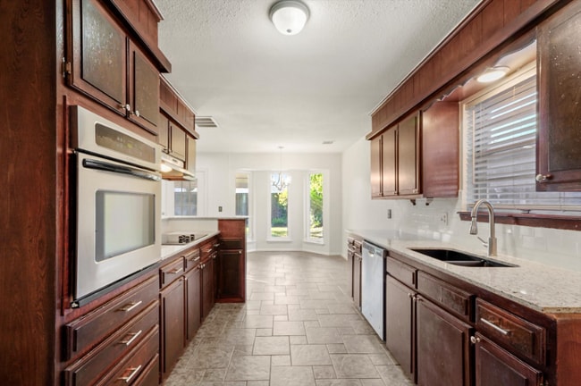 Photo - 10918 E 29th St