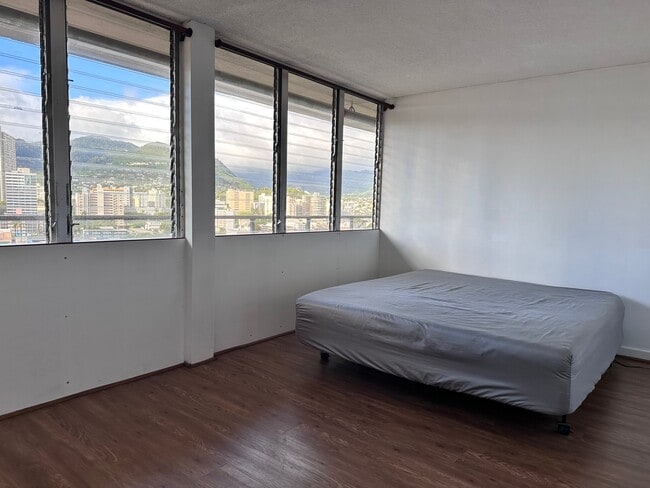 Photo - 1650 Kanunu St Unit PH3