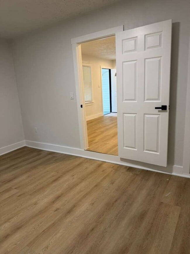 Photo - BEAUTIFUL HOME IN HOUSTON. MOVE IN READY!.