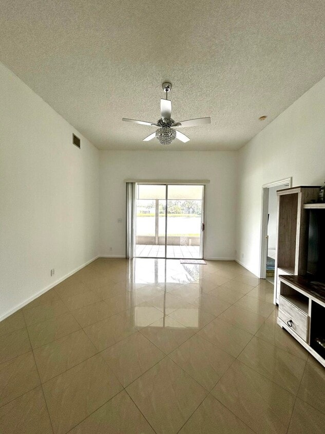 Photo - 53 Heather Cove Dr (Boynton Beach, FL)