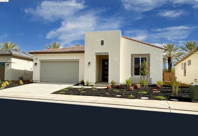 Brand new construction & development! Must... - Brand new construction & development! Must... House
