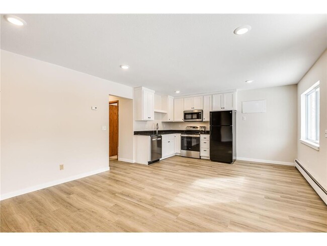 Photo - 2740 Xylon Ave N Apartamento Unidad 3