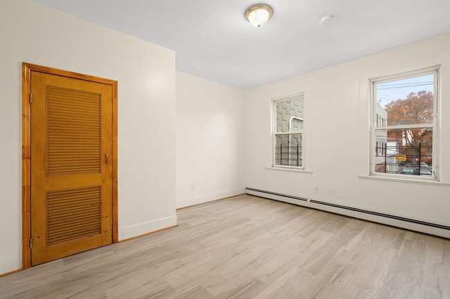 Photo - 360 West Side Ave Unidad 2