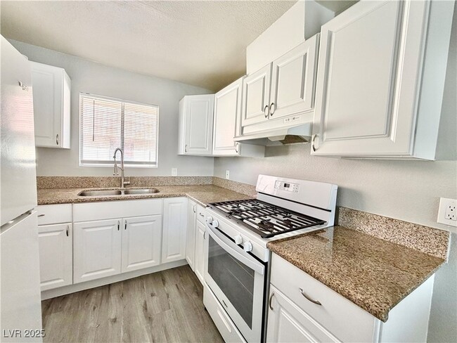 Photo - 1720 Cordoba Ln Unit D