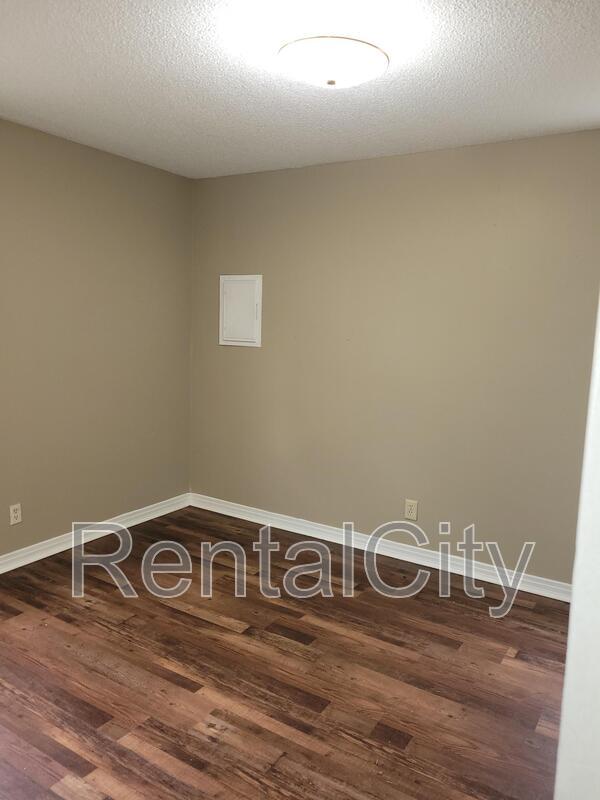 Photo - 116 Eastlawn Dr