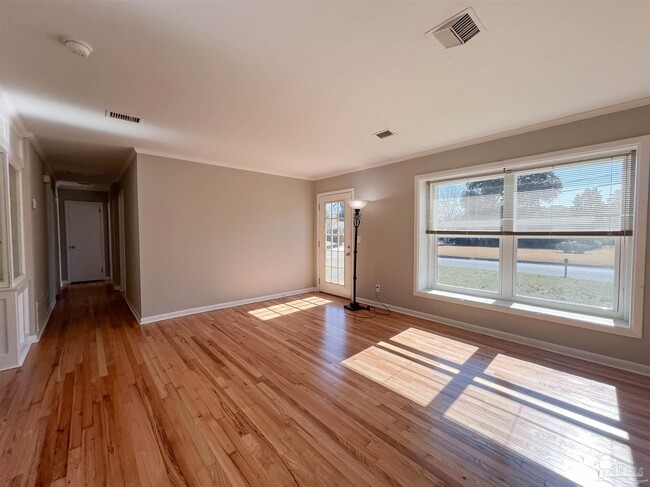 Photo - 3730 Forest Glen Dr