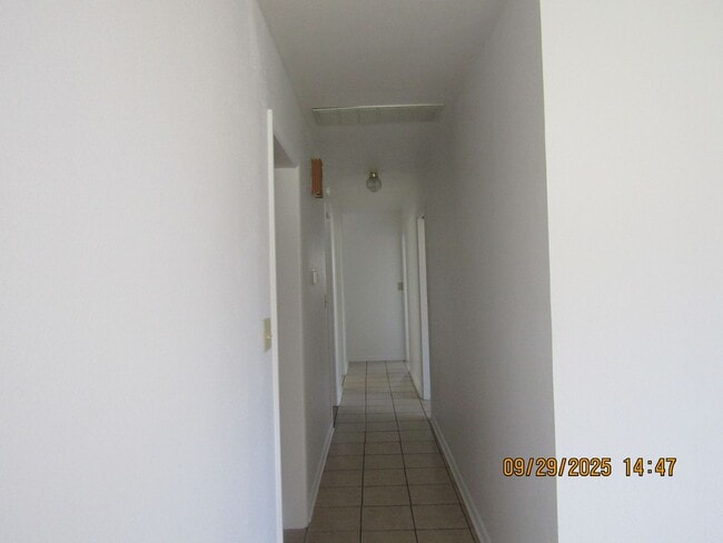 Photo - Very nice spacious home! No Carpet! Pet Fr...