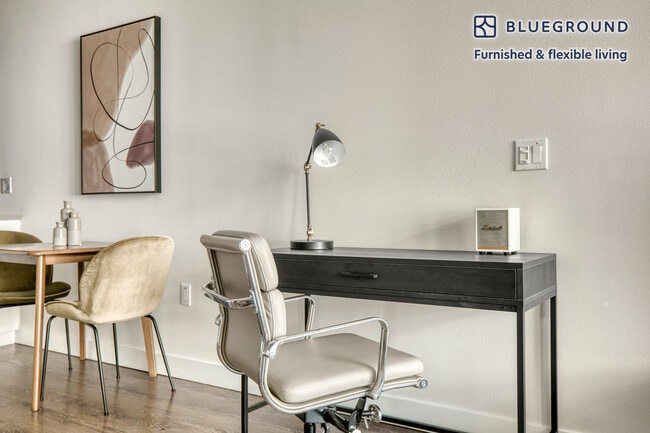 Photo - 6677 Santa Monica Blvd Unit FL5-ID903