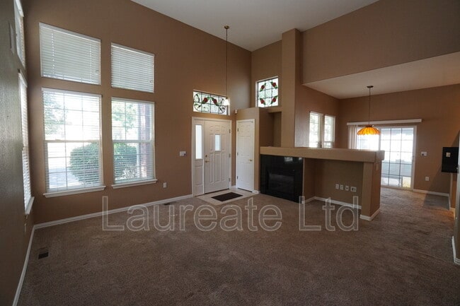 Photo - 632 S Yarrow St