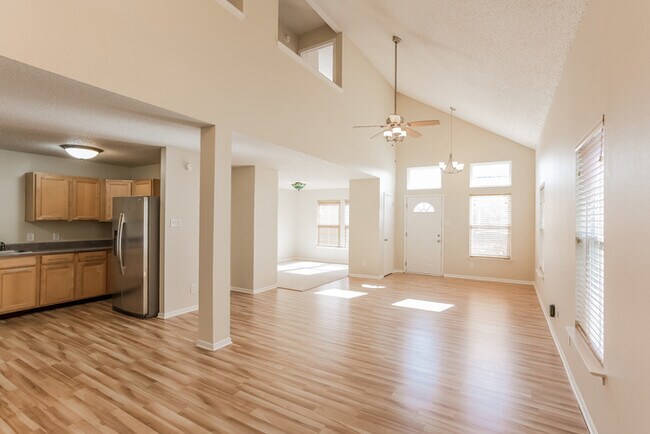 Photo - 12176 Lindley Dr