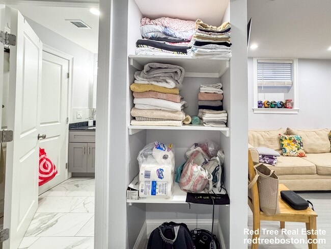 Photo - 62 Hecla St Unit B