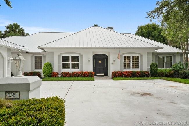 Photo - 4381 SW Parkgate Blvd
