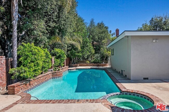 Photo - 11555 Duque Dr