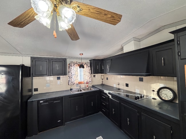 Photo - 711 N 19th St