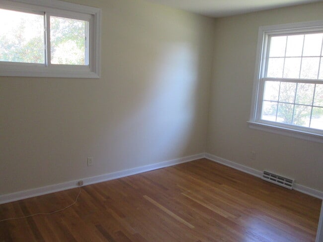 Photo - 3914 Longleaf Dr
