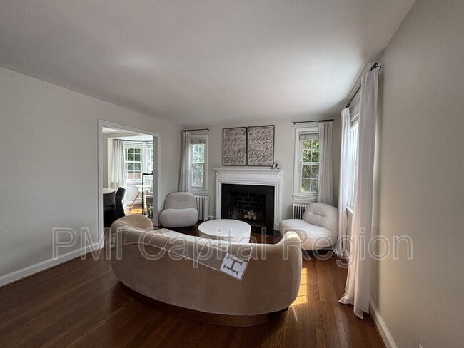 Photo - 8901 Seneca Ln