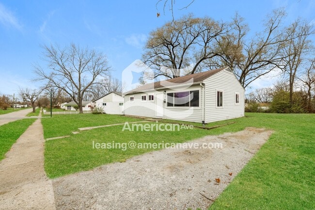 Photo - 5021 Marburn Ave