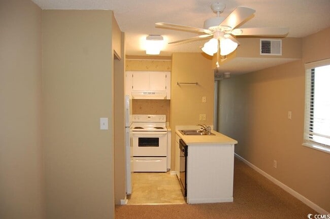 Photo - 10174 Beach Dr SW