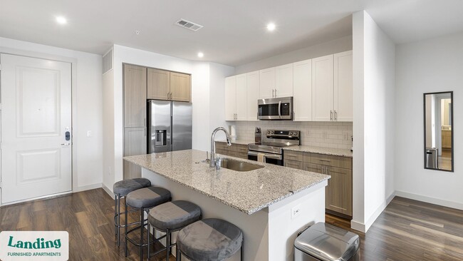 Photo - 255 Williamsburg Pkwy Unidad D203.1409535