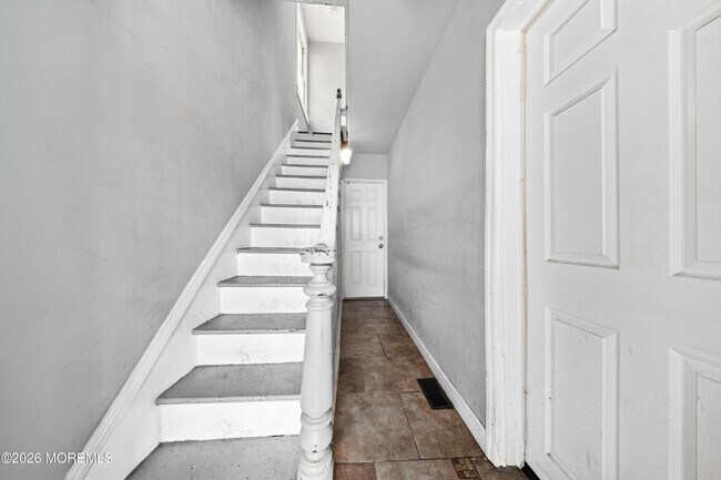133 Smith St