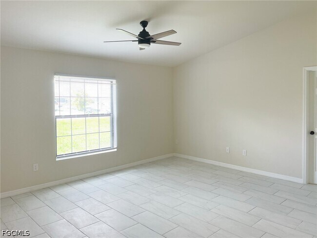 Photo - 507 NE 7th Ave