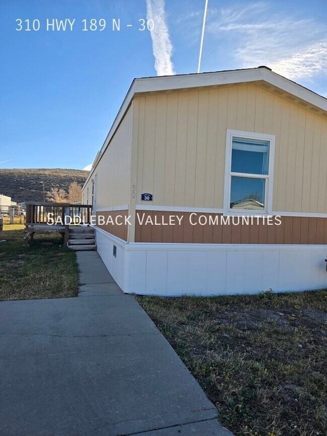 Cozy and Modern New Home House Rental in Kemmerer, WY