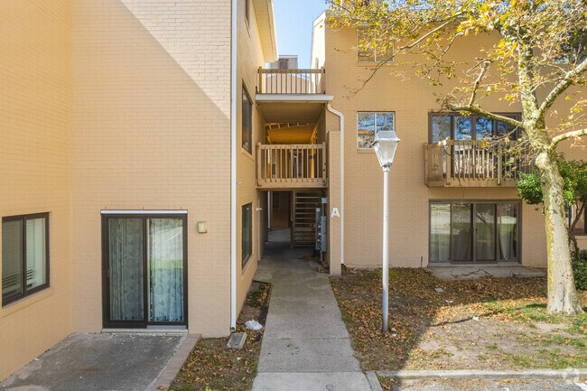 Photo - Beachgate Condominiums