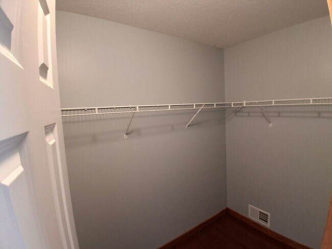 Photo - 2972 Eagle Valley Dr