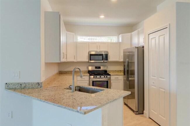 Photo - Lorraine Lakes