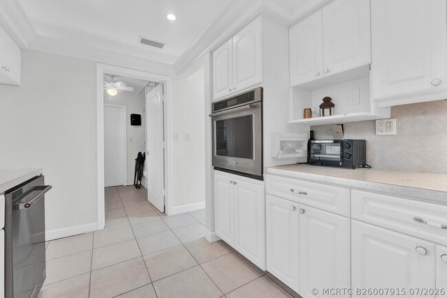 Photo - 5921 NE 15th Ave