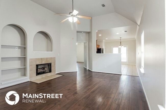 Photo - 4503 Rosser Loop Dr