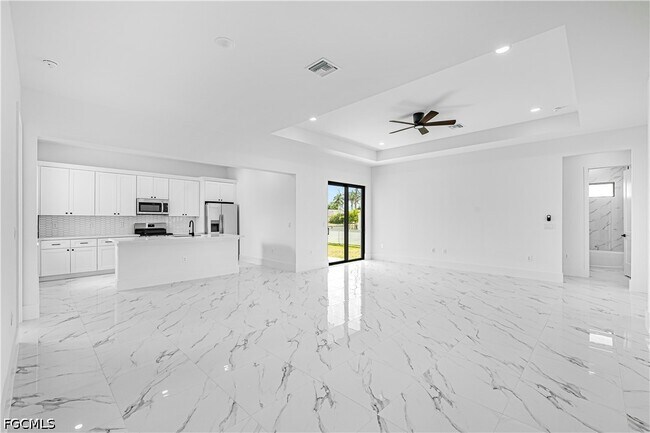 Photo - 1633 NW 31st Pl