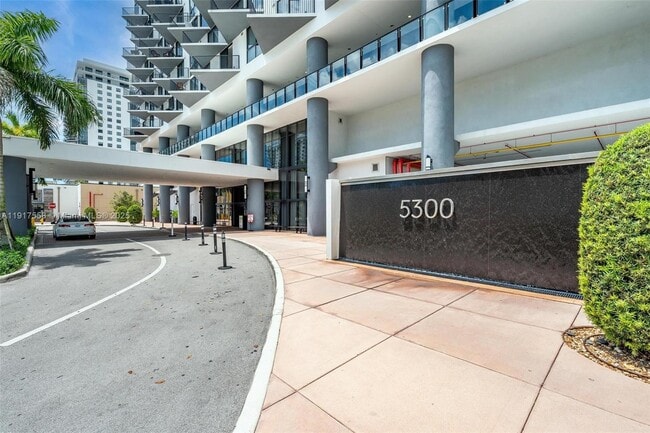 Photo - 5300 Paseo Blvd Unit 1714