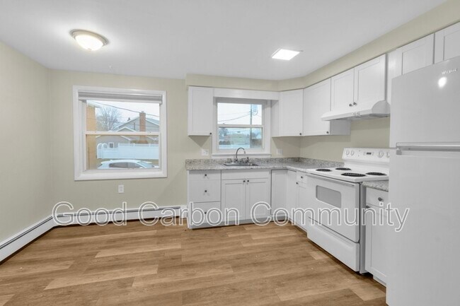 Photo - 1190 Orchard Park Rd Unit 2