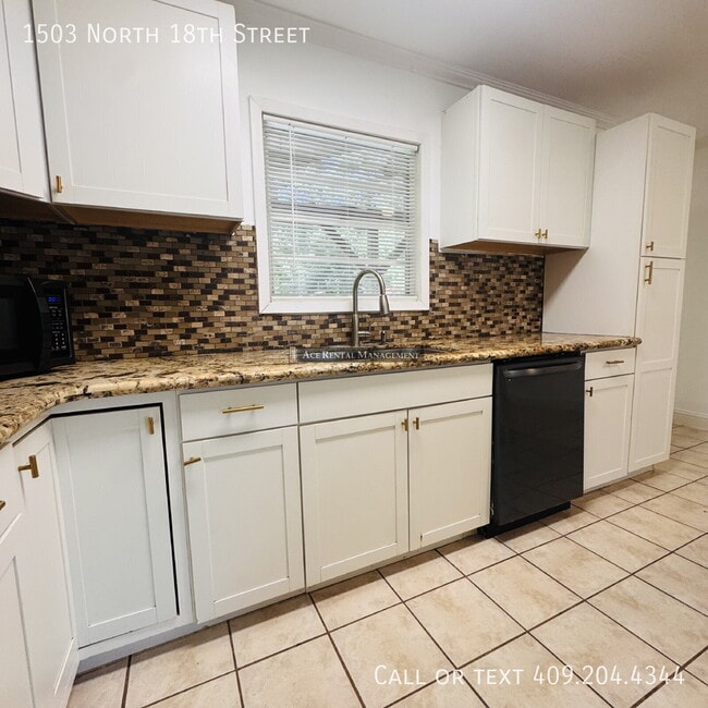 1503 N 18th St