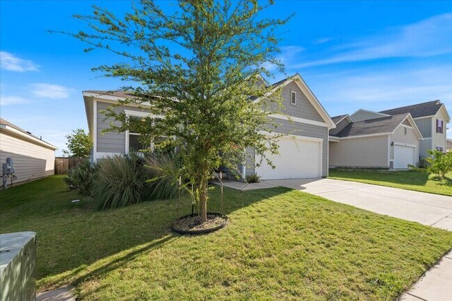 Photo - 6312 Routenburn St