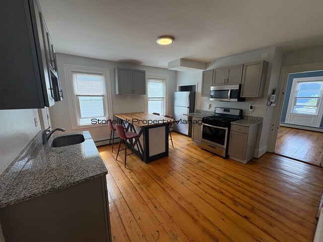 130 Sutton St Unit 2