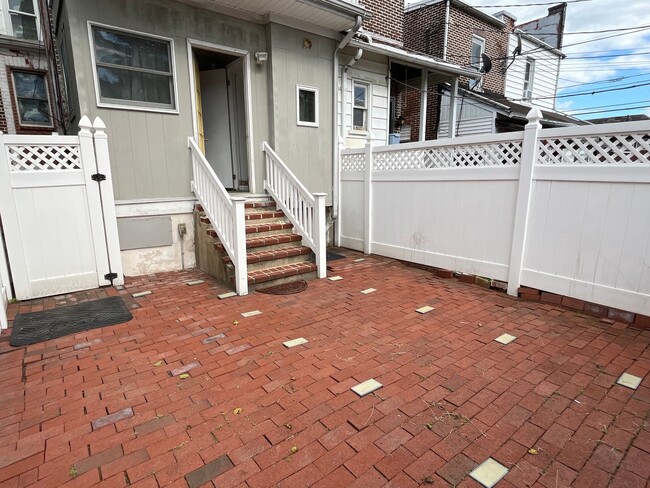 Photo - Charming 2-Bedroom Home with Modern Amenit...