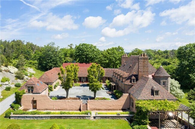 Photo - 216 Gray Craig Rd Unidad Cottage