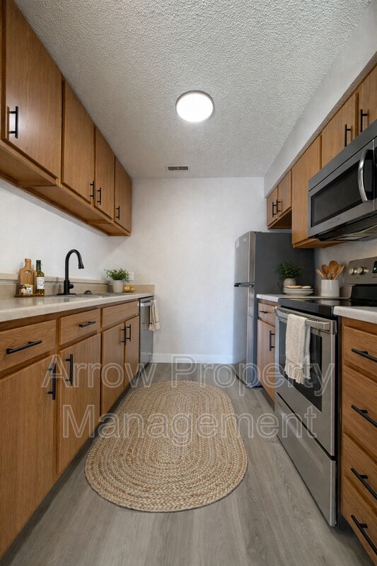 Photo - 2354 N 44th St Unit 18