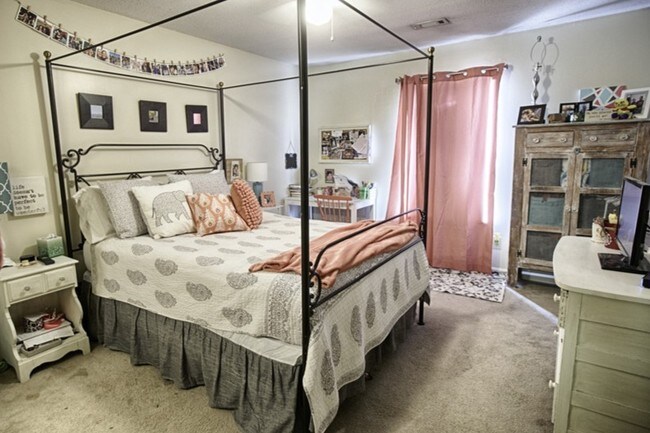 Photo - Georgian Apartments