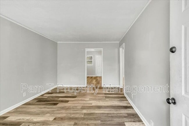 Photo - 217 W 73rd St