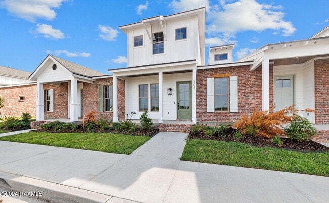 Photo - 304 Sandstone Ave