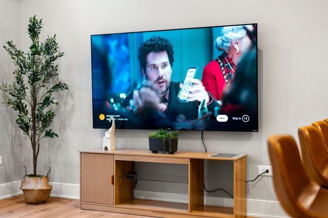 Photo - 6044 N Winthrop Ave Unit ID1363914P