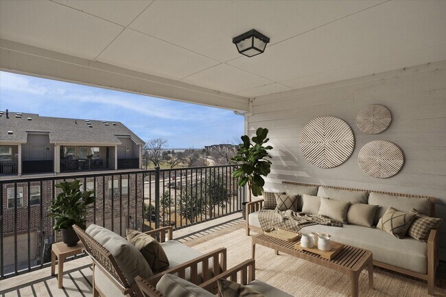 Photo - 7808 Manilla Dr