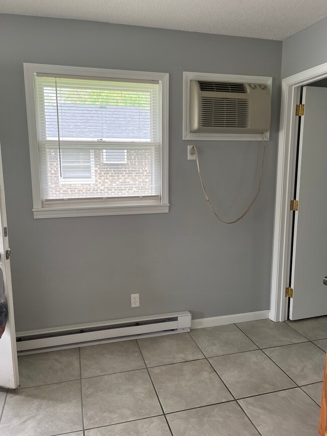 Living room - 121 Porter St Unit 121 E Porter A