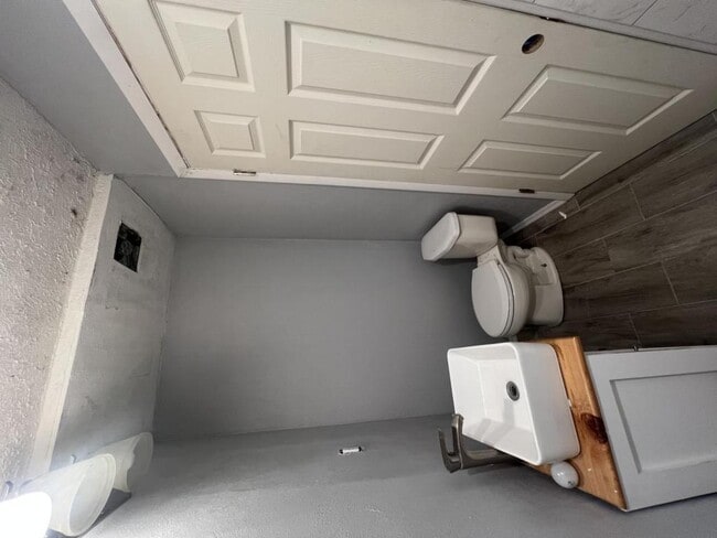 Photo - 63 S Davis St