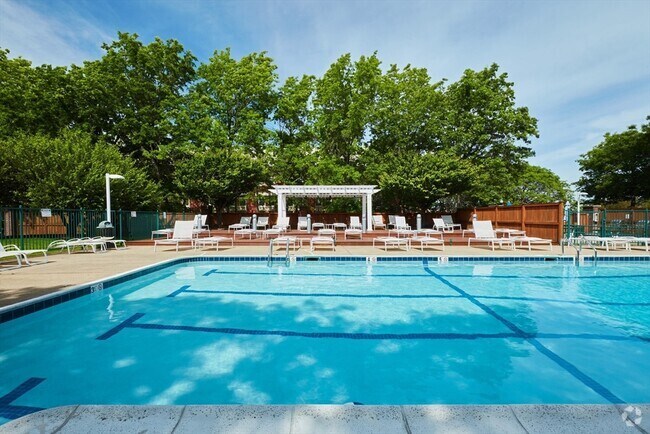 Building Photo - 42 8th St Unit 1101 Rental