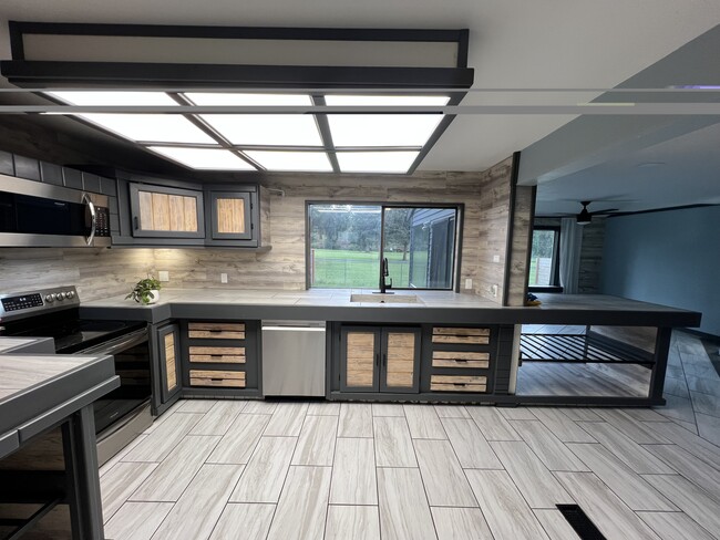 Photo - 20647 NW Lapine Way