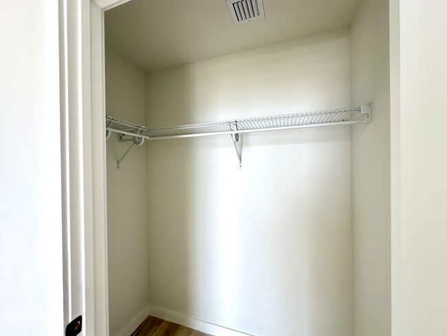 Photo - 512 SW 4th Ave Unit B52